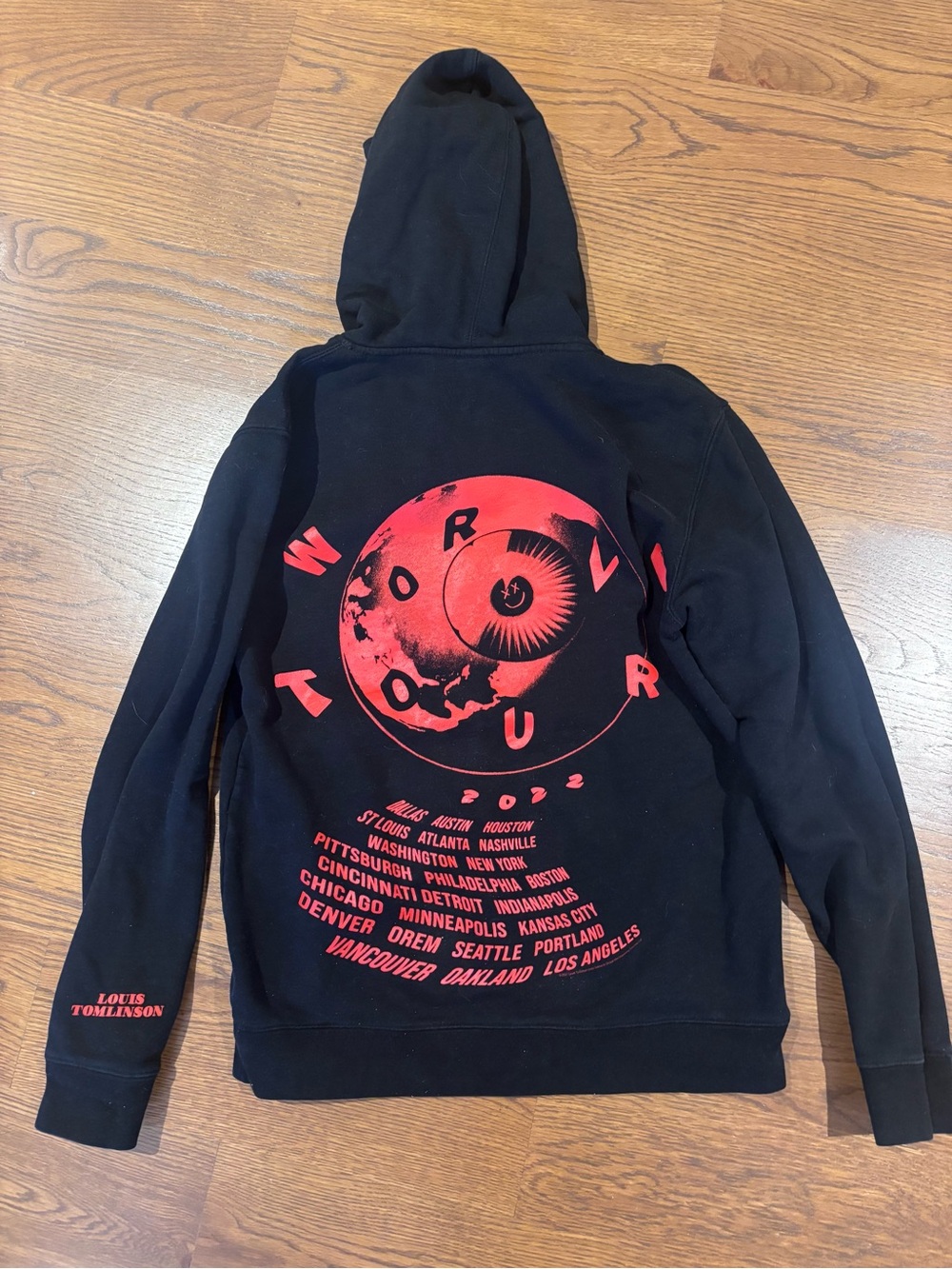 Louis Tomlinson world tour hoodie